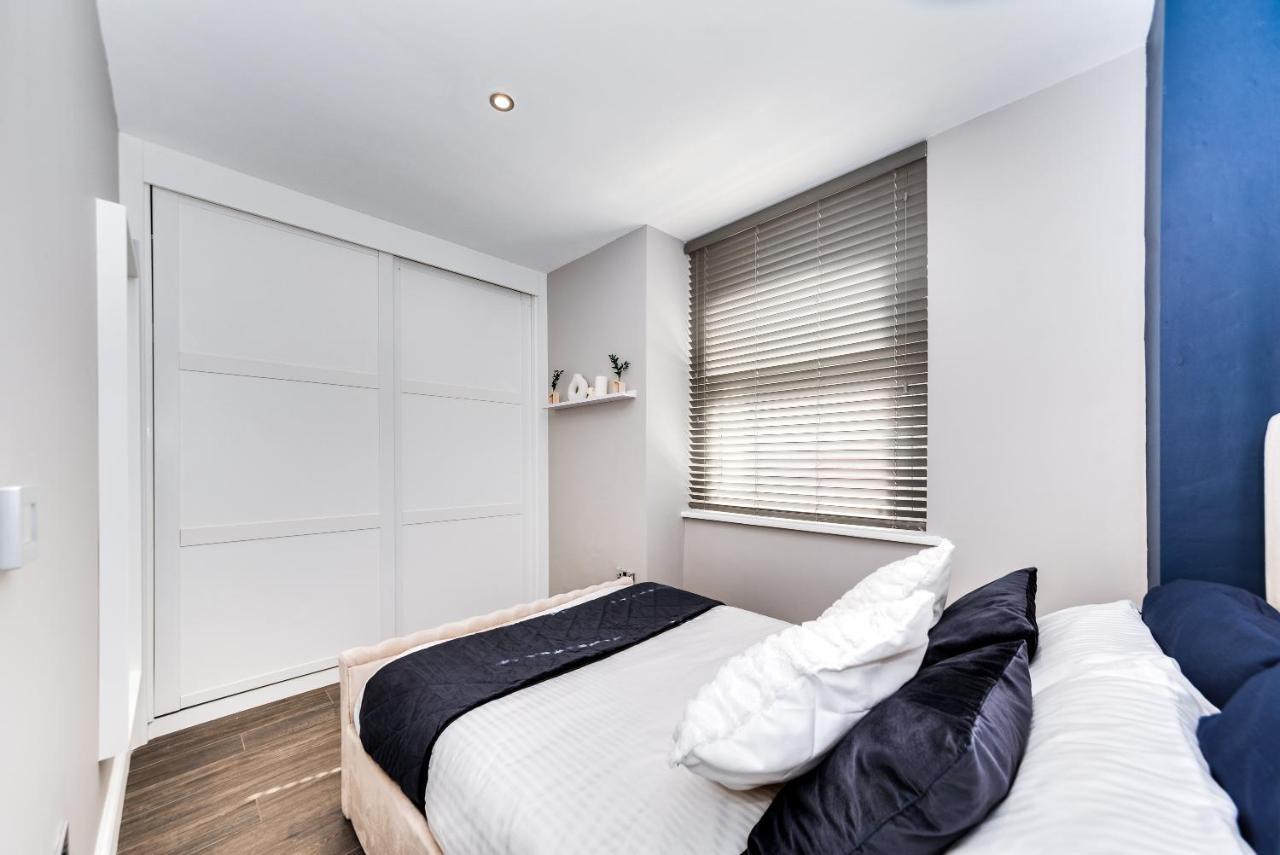 Modern In Centre Hove